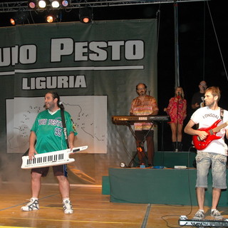 Seborga: domani l'appuntamento con una serata enogastronomica ed il grande concerto dei 'Buio Pesto'