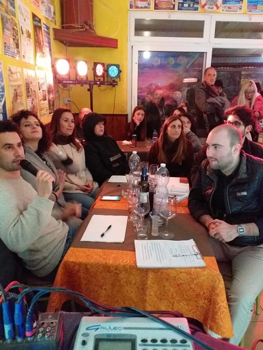 Sanremo: domani sera al Bahama Star Caffé, grigliata di carne e spettacolo teatrale Sanremo: domani sera al Bahama Star Caffé, grigliata di carne e spettacolo teatrale