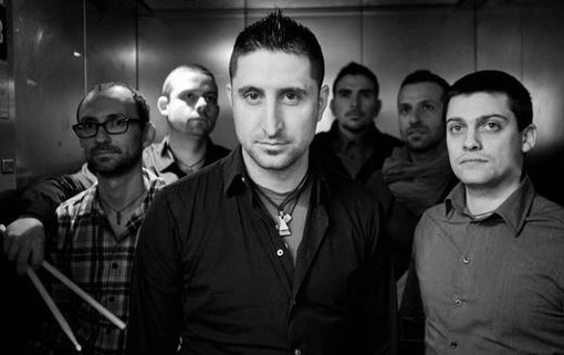 Imperia: sabato sera al 'Beleza' la musica dei 'Negramaro' con il gruppo 'BluCobalto'