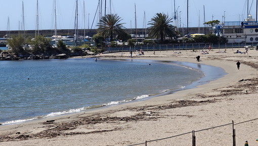 Sanremo: torna il divieto di balneazione in corso Trento Trieste e parte di zona Foce mentre dopo tanto tempo viene rimosso quello di San Martino