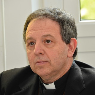 La prossima estate potrebbe arrivare a Ventimiglia un nuovo flusso migratorio: intervista esclusiva al Vescovo Tonino Suetta