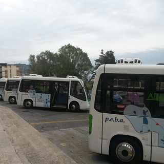 Imperia: l'introduzione del biglietto per i bus elettrici sarà discussa in Consiglio Comunale. 'Progetto Imperia' presenta le sue question time