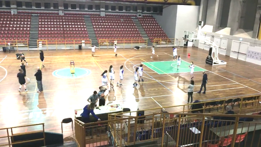 Pallacanestro femminile. Blue Basket Ponente under 16, grande vittoria sul Sestri Levante. Cadono le ragazze della Serie C