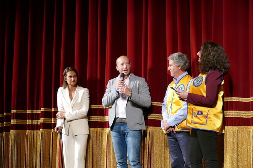 Ventimiglia: grande successo domenica scorsa al Teatro Comunale per 'Ballando per la vita' (Foto)