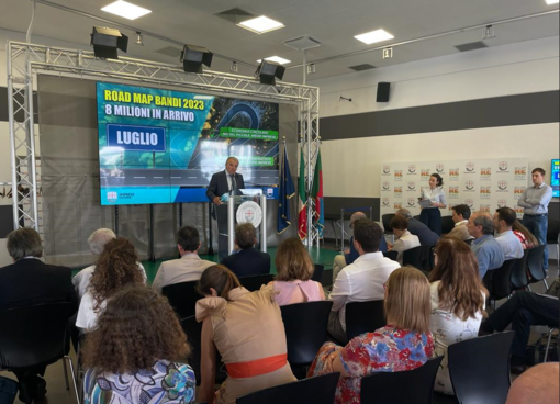 Sviluppo economico, a luglio altri due bandi per le imprese che investono Sviluppo economico, a luglio altri due bandi per le imprese che investono