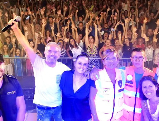 Prende il via stasera da Arma di Taggia il tour di 'Balliamoci l'estate' condotto dallo showman Gianni Rossi Prende il via stasera da Arma di Taggia il tour di 'Balliamoci l'estate' condotto dallo showman Gianni Rossi