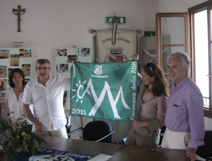 La consegna della Bandiera Verde La consegna della Bandiera Verde