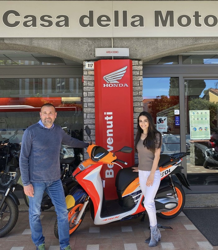 Target: Casa della Moto, l’azienda fondata nel 1954 che fin da subito diventa un punto di riferimento nel settore moto per la provincia di Imperia Target: Casa della Moto, l’azienda fondata nel 1954 che fin da subito diventa un punto di riferimento nel settore moto per la provincia di Imperia