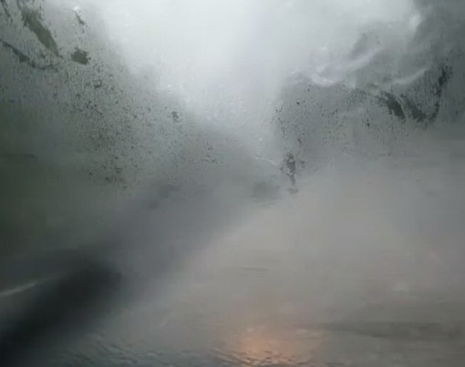 Maltempo: bomba d'acqua a Pigna, Airole, Castelvittorio e Rocchetta, quasi 100 millimetri di pioggia (Video) Maltempo: bomba d'acqua a Pigna, Airole, Castelvittorio e Rocchetta, quasi 100 millimetri di pioggia (Video)