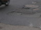 Sanremo: strade dissestate e buche nell'asfalto, intervento ironico di Giovanni Calvi Sanremo: strade dissestate e buche nell'asfalto, intervento ironico di Giovanni Calvi