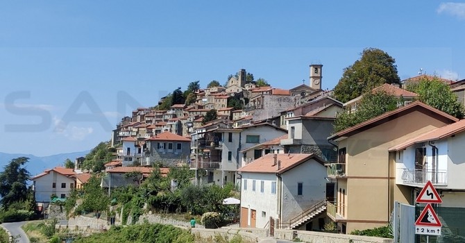 Incendi, a Bajardo torna il divieto assoluto di accensione dei fuochi: "Non piove, pericolo ancora elevato"