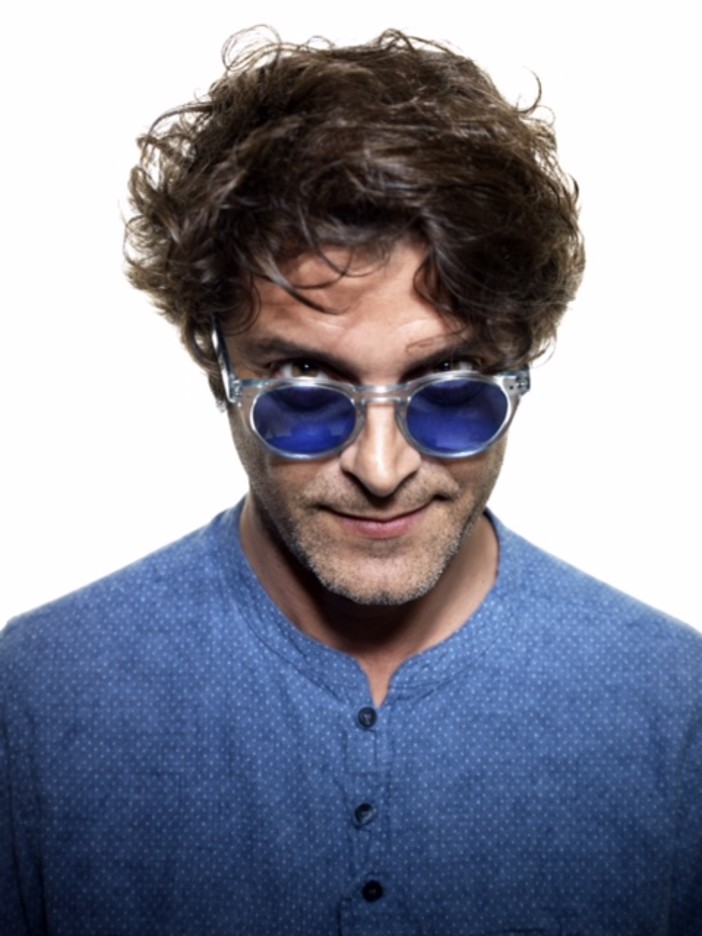 A Collisioni, il Festival Agrirock di Barolo, Samuele Bersani presenta il suo primo grande progetto live in 25 anni di carriera