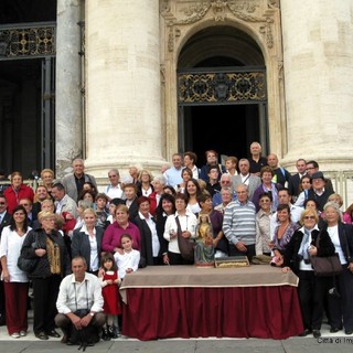 Imperia: le foto dei pellegrini a Roma per la benedizione della statua della Madonna di Piani