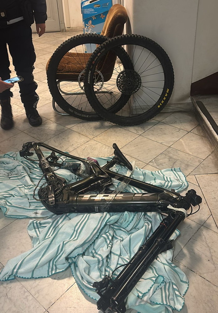 Sanremo: ruba una bici elettrica di grande valore ad un minore, la Municipale lo ferma e scopre un traffico verso il Marocco (Foto) Sanremo: ruba una bici elettrica di grande valore ad un minore, la Municipale lo ferma e scopre un traffico verso il Marocco (Foto)
