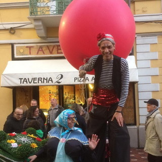 Bordighera, la manifestazione della Befana verrà recuperata il 23 aprile ma si chiamerà “Primavera Bordigotta” Bordighera, la manifestazione della Befana verrà recuperata il 23 aprile ma si chiamerà “Primavera Bordigotta”