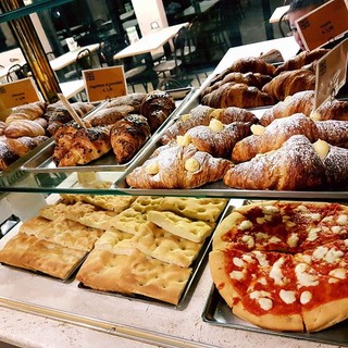 Il tuo spuntino di mezzanotte è al Bar dei Giardini di Imperia: ecco tutte le novità dell'estate 2018 Il tuo spuntino di mezzanotte è al Bar dei Giardini di Imperia: ecco tutte le novità dell'estate 2018