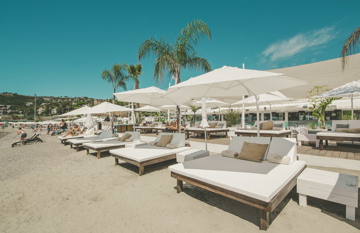 Sanremo: il Boca Beach nuovo trend della spiaggia che accontenta tutti