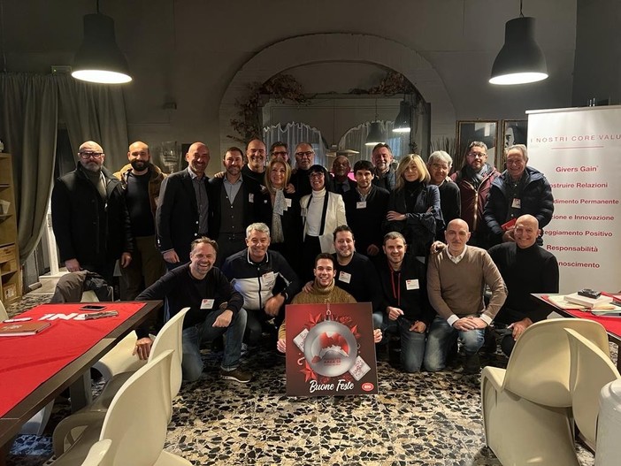 Imperia, i capitoli Bni di Area 58 Riviera dei Fiori augurano a tutti un sereno Natale Imperia, i capitoli Bni di Area 58 Riviera dei Fiori augurano a tutti un sereno Natale