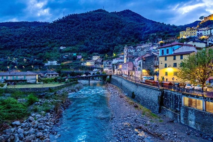 Metti una sera a cena: che sia romantica e a Badalucco, appuntamento per sabato