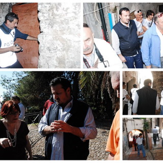 Dopo Polizia e Carabinieri irrompe nella Pigna il Sindaco: confronto con residenti e associazioni