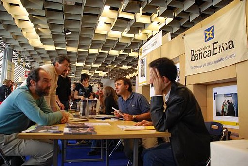 Domani a Finale Ligure, Assemblea ordinaria di tutti i Soci della Banca popolare Etica di Savona e Imperia Domani a Finale Ligure, Assemblea ordinaria di tutti i Soci della Banca popolare Etica di Savona e Imperia