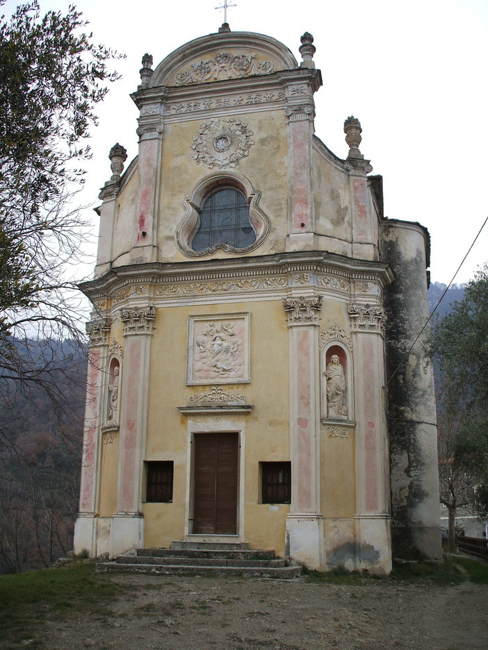 Bajardo: con una serata di musica di liscio e moderna, conclusi ieri sera i festeggiamenti estivi Bajardo: con una serata di musica di liscio e moderna, conclusi ieri sera i festeggiamenti estivi