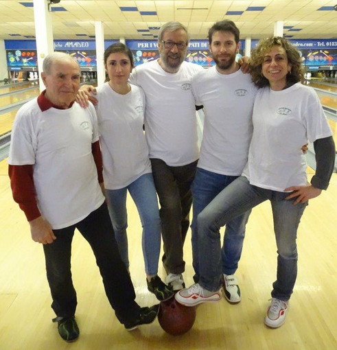 Diano Castello: ripreso il 14° ‘Team championship’ di bowling ‘Amici del castello’ abdicano, in luce le donne