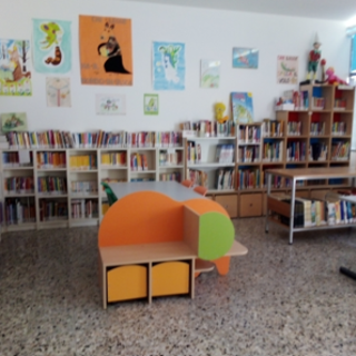 Sanremo, riapre la biblioteca “La stanza di Arianna” alla scuola primaria 'Rubino' Sanremo, riapre la biblioteca “La stanza di Arianna” alla scuola primaria 'Rubino'