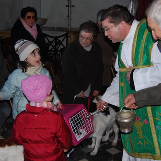 Badalucco: domenica prossima in piazza Matteotti la tradizionale benedizione degli animali e del sale