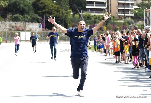 La partenza della Baby Maratona 'politica'