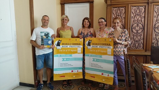 Il Bordighera Book Festival spegne dieci candeline: al via quattro giorni dedicati ai libri (Foto e video) Il Bordighera Book Festival spegne dieci candeline: al via quattro giorni dedicati ai libri (Foto e video)