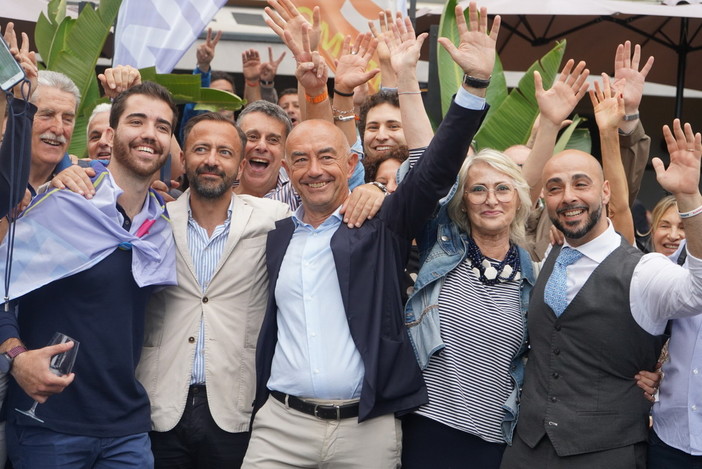 Sanremo: Alessandro Mager nuovo sindaco, il pensiero di Alberto Biancheri, Sergio Tommasini e Alessandro Sindoni (Video) Sanremo: Alessandro Mager nuovo sindaco, il pensiero di Alberto Biancheri, Sergio Tommasini e Alessandro Sindoni (Video)