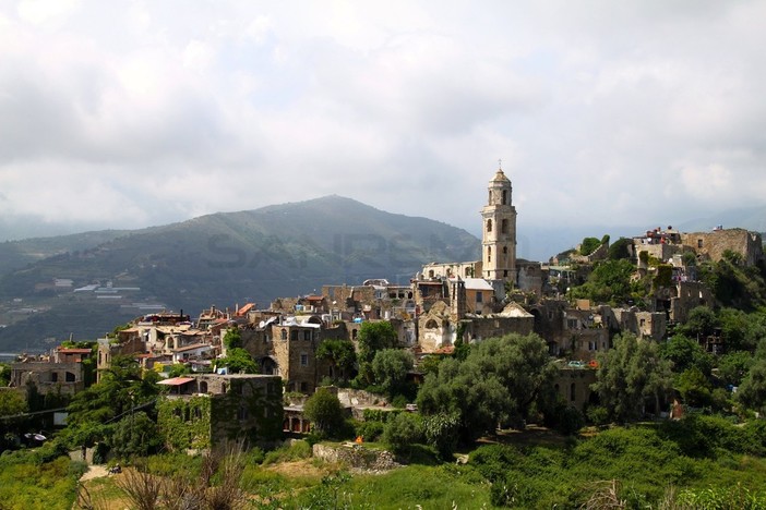 Sanremo: a Bussana Vecchia tre appuntamenti con la mostra-mercato Wunderbazaar Sanremo: a Bussana Vecchia tre appuntamenti con la mostra-mercato Wunderbazaar