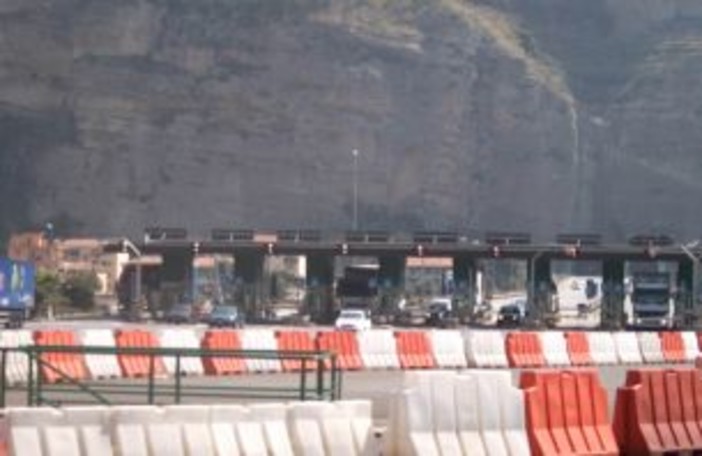 Ventimiglia: 8 milioni di euro per rifare completamente la barriera autostradale Ventimiglia: 8 milioni di euro per rifare completamente la barriera autostradale