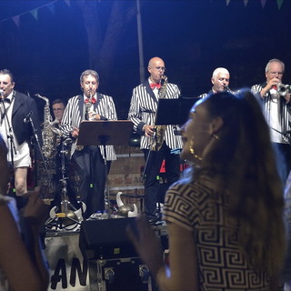 Successo ieri sera dei Belli Fulminati nel Bosco alla sagra di Diano San Pietro Successo ieri sera dei Belli Fulminati nel Bosco alla sagra di Diano San Pietro