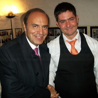 Bruno Vespa a Sanremo dal ristorante 'Da Vittorio' Bruno Vespa a Sanremo dal ristorante 'Da Vittorio'