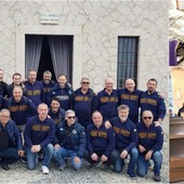 Bordighera, i 'Bordi...Gotti' donano nuove sedie per la chiesa di Sant'Ampelio (Foto)