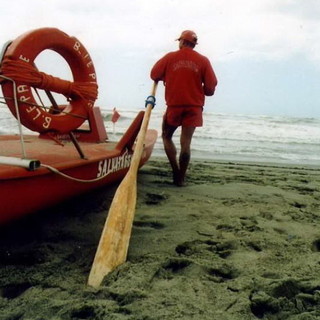 Aquamica e la Società Nazionale di Salvamento organizzano un corso bagnino di salvataggio