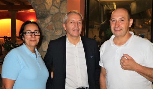 Baia Beniamin: piatti gourmet e cocktail d’autore per la cena di fine estate