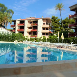 Le piscine condominiali in tempi di emergenza sanitaria richiedono una gestione professionale e a norma di legge Le piscine condominiali in tempi di emergenza sanitaria richiedono una gestione professionale e a norma di legge