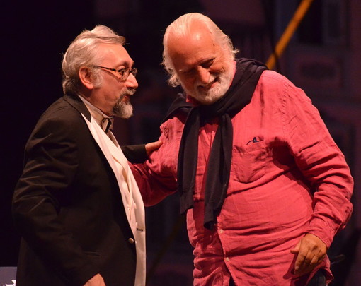 Nuovo disco con l’orchestra “Swing Kids” e ospiti di riguardo: è uscito ‘Time Pavillion’ tanto swing firmato Freddy Colt Nuovo disco con l’orchestra “Swing Kids” e ospiti di riguardo: è uscito ‘Time Pavillion’ tanto swing firmato Freddy Colt