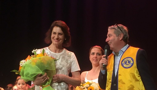 Ventimiglia: grande successo domenica scorsa per 'Ballando per la vita' organizzato dal Lions Club (Foto)