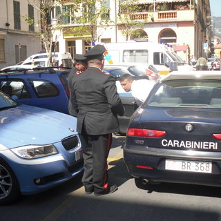 Nelle foto l'arrivo del tunisino in tribunale