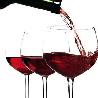 Dall'UE no ad allarmi salutistici e rincari sul vino, Coldiretti Liguria soddisfatta Dall'UE no ad allarmi salutistici e rincari sul vino, Coldiretti Liguria soddisfatta