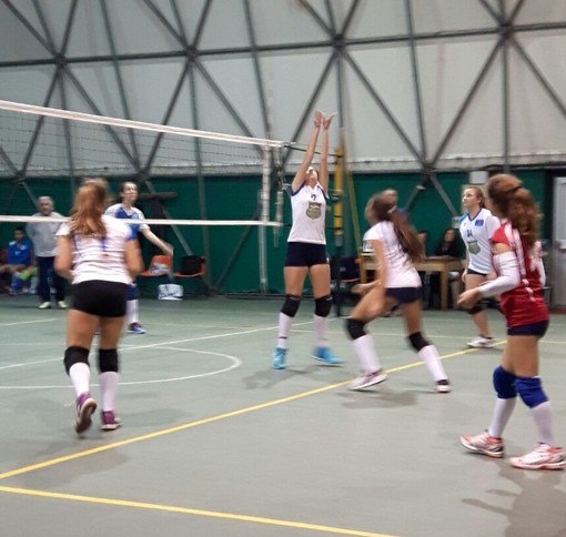 Volley, under 16 femminile. Le atlete del Bordivolley cedono nel derby contro la Maurina Imperia