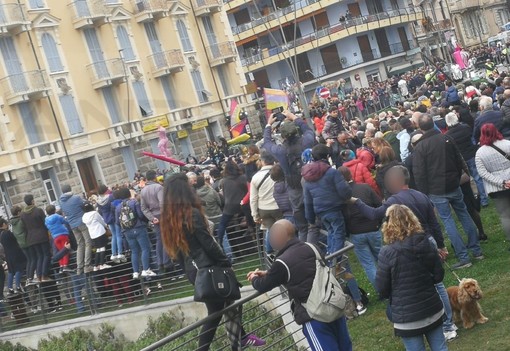 Sanremo: 20 persone in piedi ieri mattina sulla balaustra in Pian di Nave, ecco perchè ha ceduto (Foto)