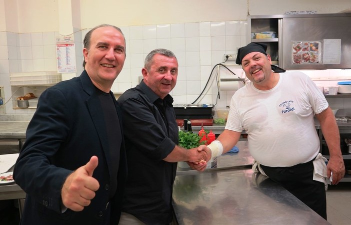 Ristorante Byblos di Ospedaletti (IM): le tentazioni golose in riva al mare che hanno conquistato l’attore e chef Vito.