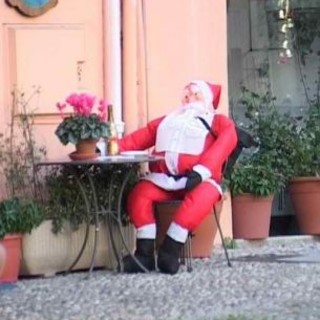 Sanremo: oggi pomeriggio arriva il grande Babbo Natale del 'Teatro dei Mille Colori'