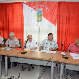 Approvato dal Consiglio Comunale di Vallecrosia il nuovo regolamento del Corpo di Polizia Locale Approvato dal Consiglio Comunale di Vallecrosia il nuovo regolamento del Corpo di Polizia Locale