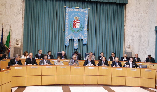 Imperia: domani e mercoledě il doppio Consiglio Comunale Imperia: domani e mercoledě il doppio Consiglio Comunale